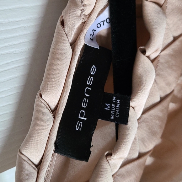 Womans tank with braid detail - Picture 3 of 4